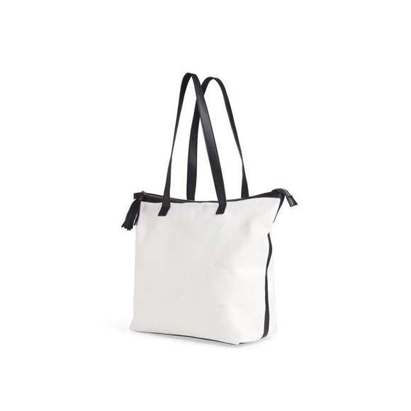 Walter Baker Carly White and Black Canvas Daytripper Bag, New, MSRP $198 - Picture 4 of 8